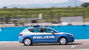 L\'INTERVENTO: Corsi di guida operativa per il personale della Polizia di Stato